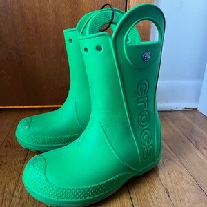 CROCS Kids Vibrant Green Rain Boots